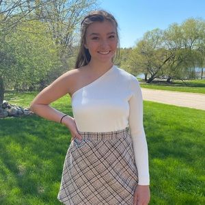 Off shoulder sweater